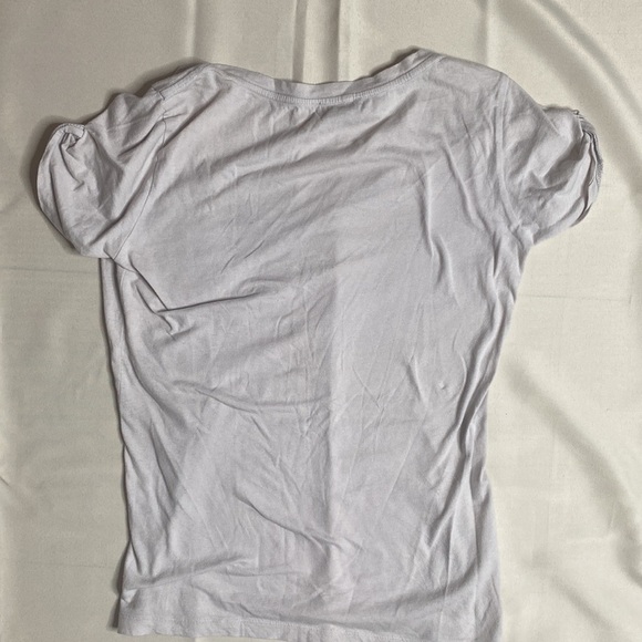 White V-Neck Top with Leopard Pocket - Picture 4 of 11